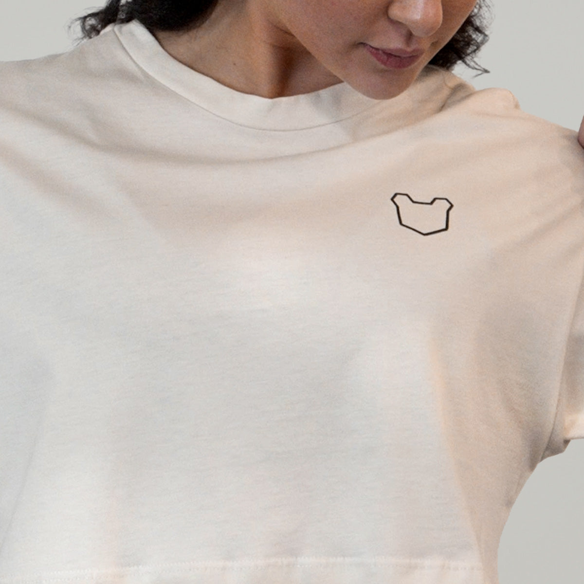 CROPPED CAOS ESSENTIALS