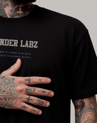 CAMISETA MASCULINA CAOS COLLEGE - Loja Oficial Under Labz